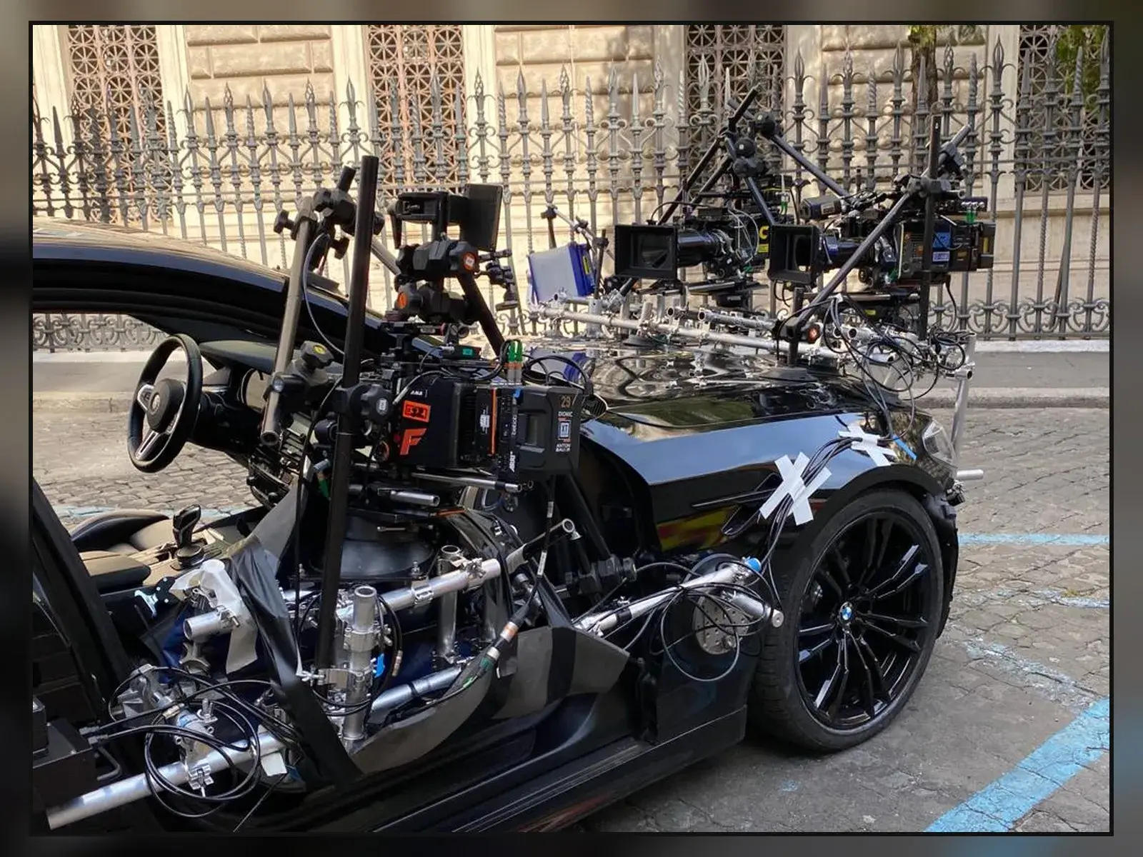 taf-bmw-camera-car-rig-4x3