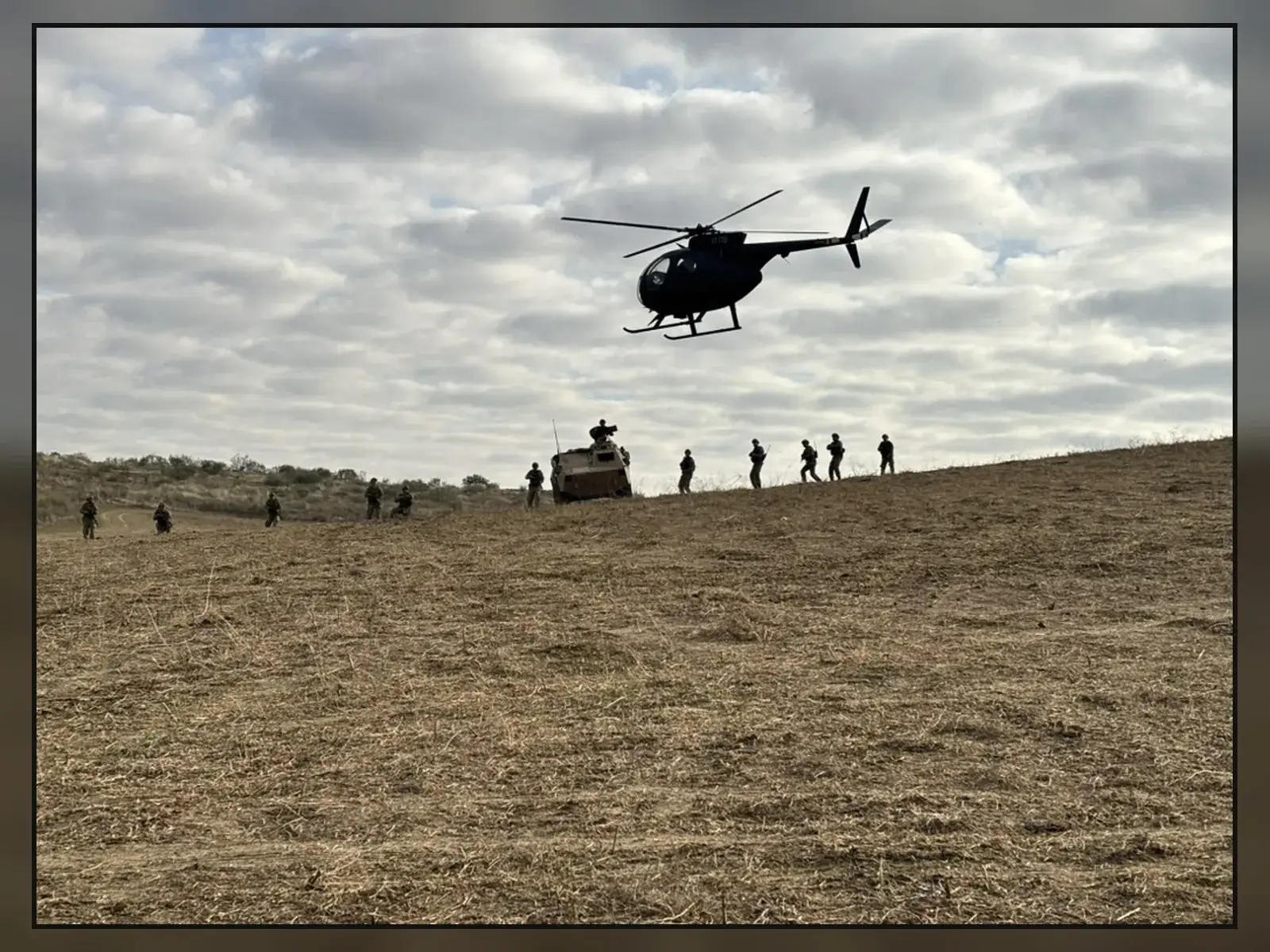 taf-helicopter-military-field-4x3