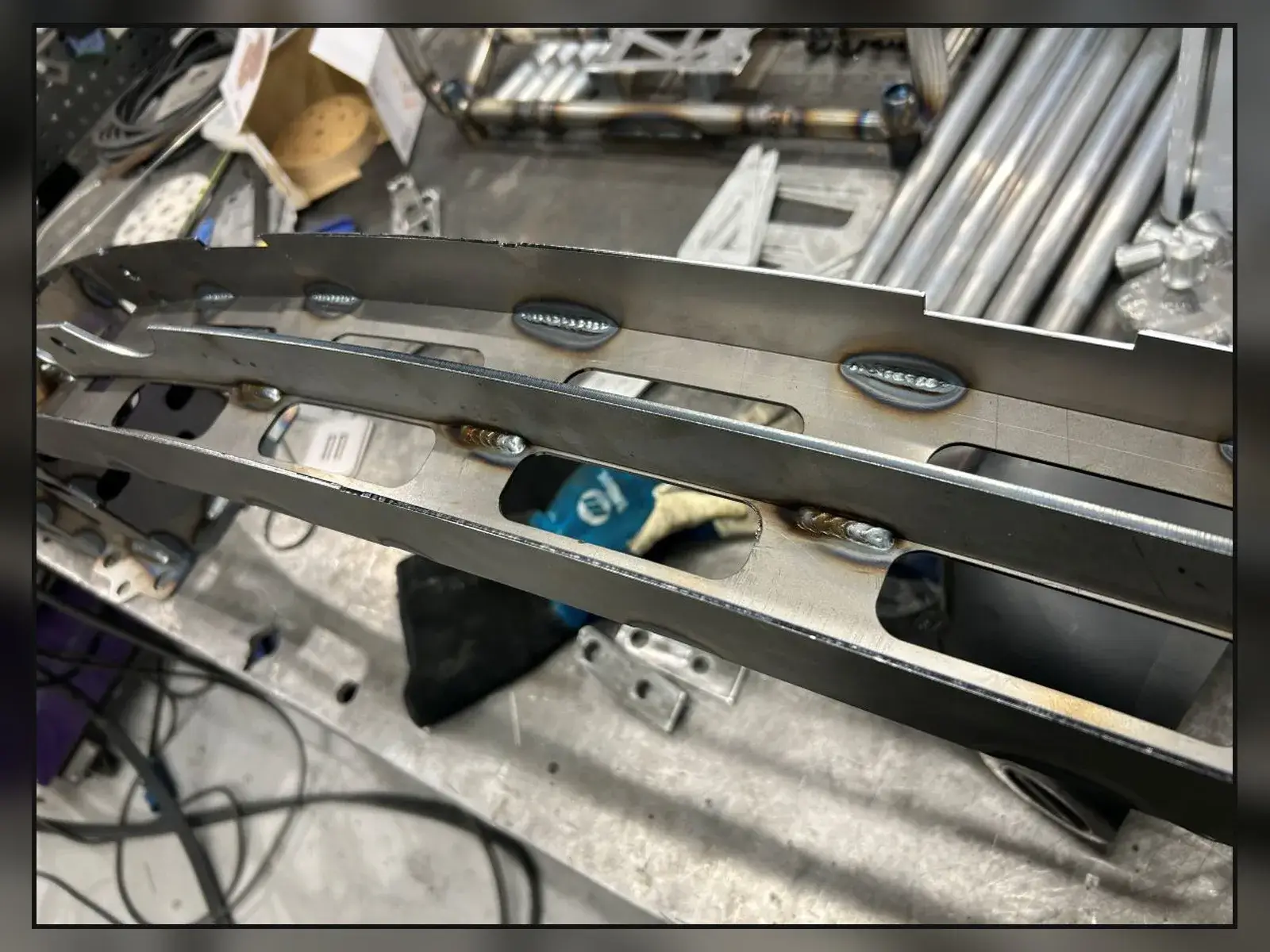 taf-welded-metal-rail-detail-4x3