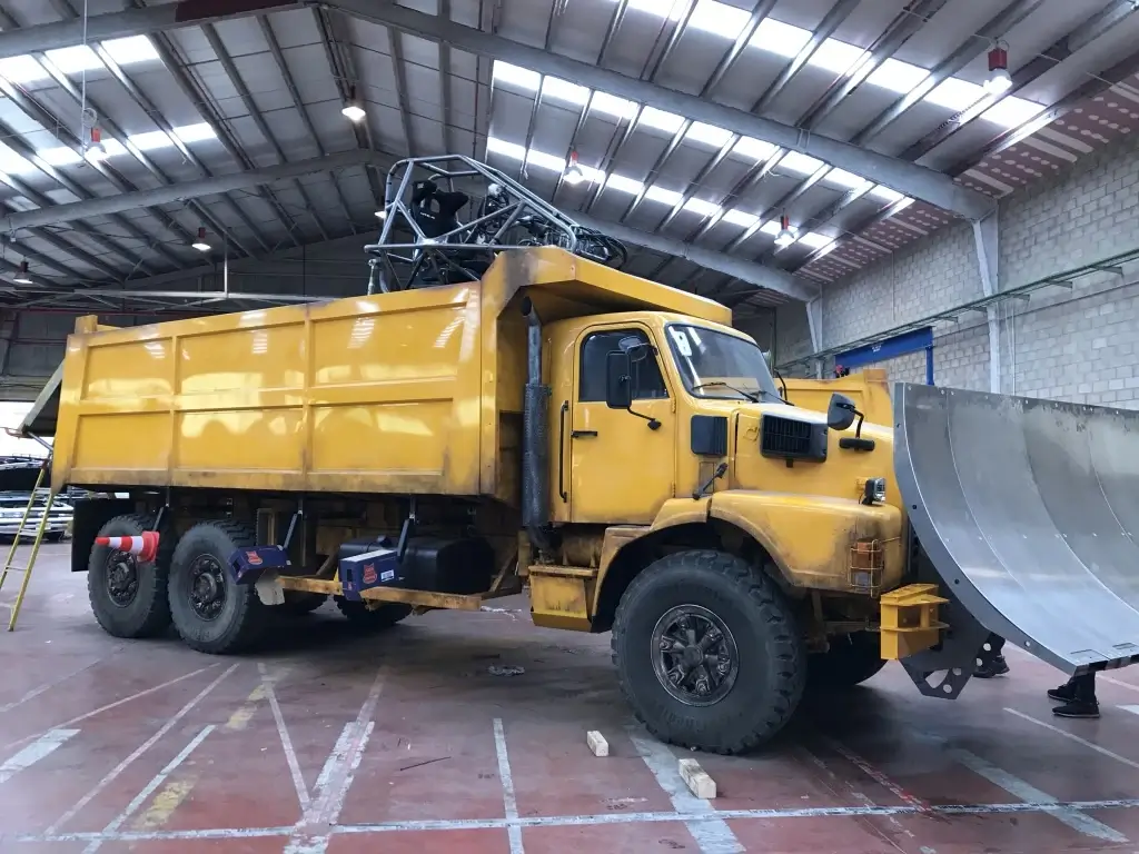 taf-yellow-dump-truck-plough-rig-4x3